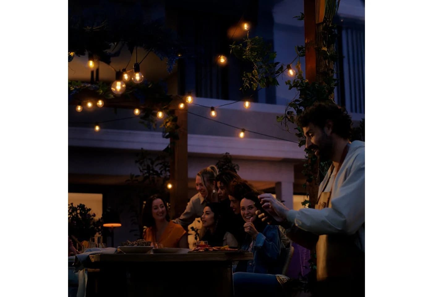 Philips Hue Lichterkette Festavia Globe Outdoor 21m - Bild 4
