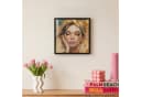 OneMillionCanvasses® Leinwandbild Frau Porträt Gold Schattenfugenrahmen 20x20cm Bild 4