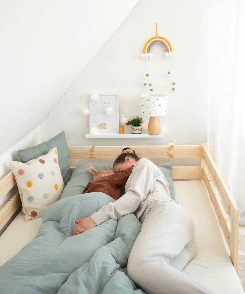 Ehrenkind Kinderbett Sona massiv Kiefernholz weiß mit Rausfallschutz - Bild 3