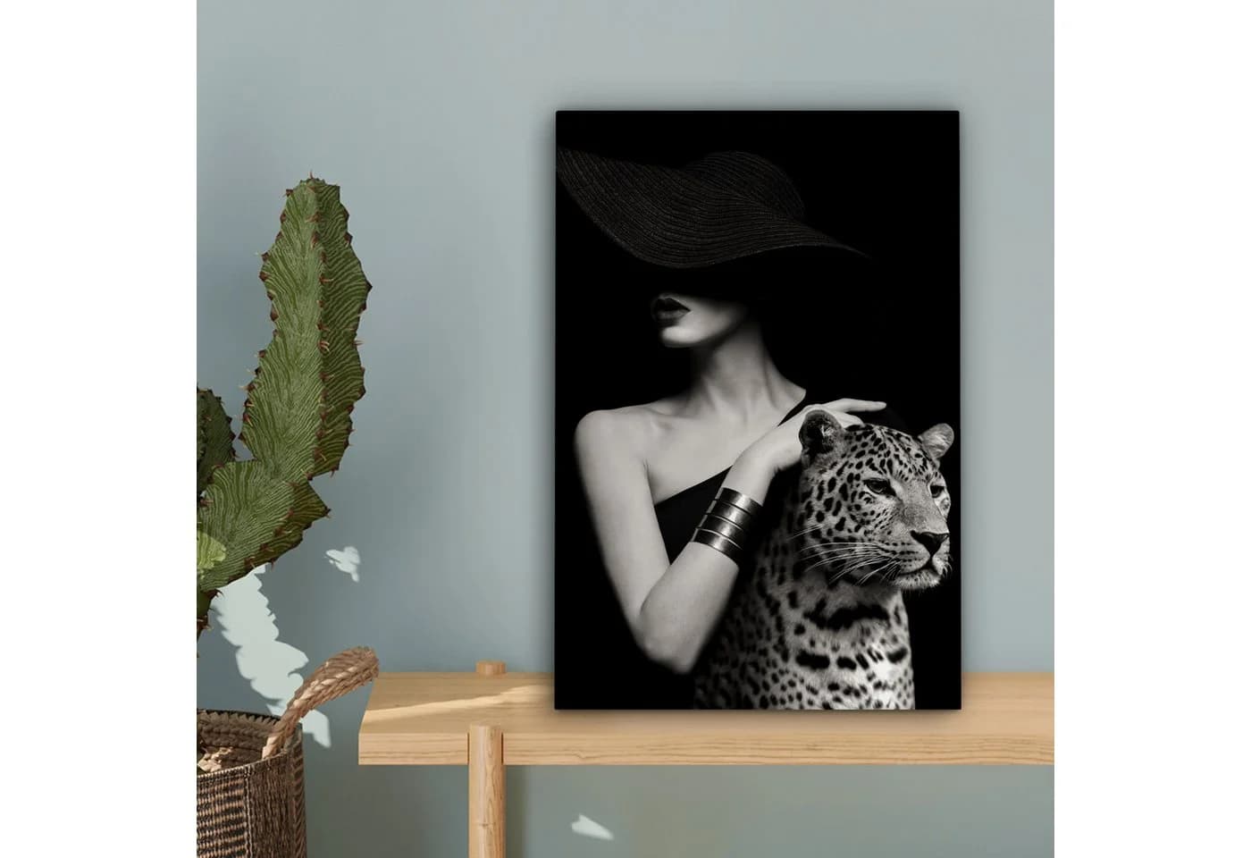 OneMillionCanvasses® Leinwandbild Frau Leopard Luxus Schwarz Weiß Tier - Bild 5