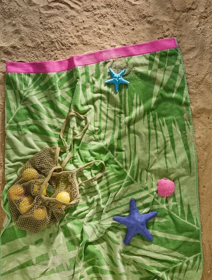 KAAT Amsterdam Strandlaken Belize Grün 100x180 cm