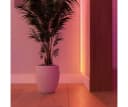 Philips Hue LED Stripe OmniGlow Gradient Premium Lightstrip mit Diffusor Bild 3