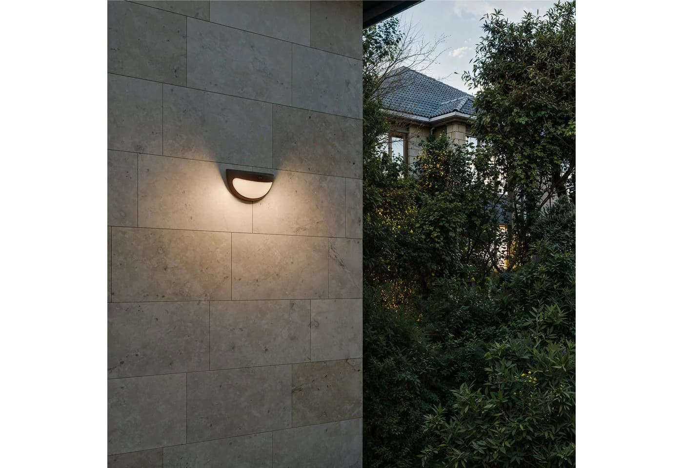 Philips LED Außen-Wandleuchte Solar Swyn Schwarz - Bild 5