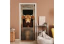MuchoWow Türtapete Selbstklebend Matt Kuh & Fenster Motiv 75x205 cm Bild 1