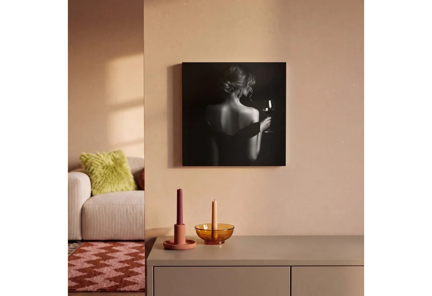 OneMillionCanvasses® Leinwandbild Frau Wein Kleid 20x20 cm