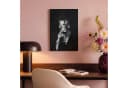 OneMillionCanvasses® Leinwandbild Frau Cocktail Schwarz 20x30 cm Bild 4