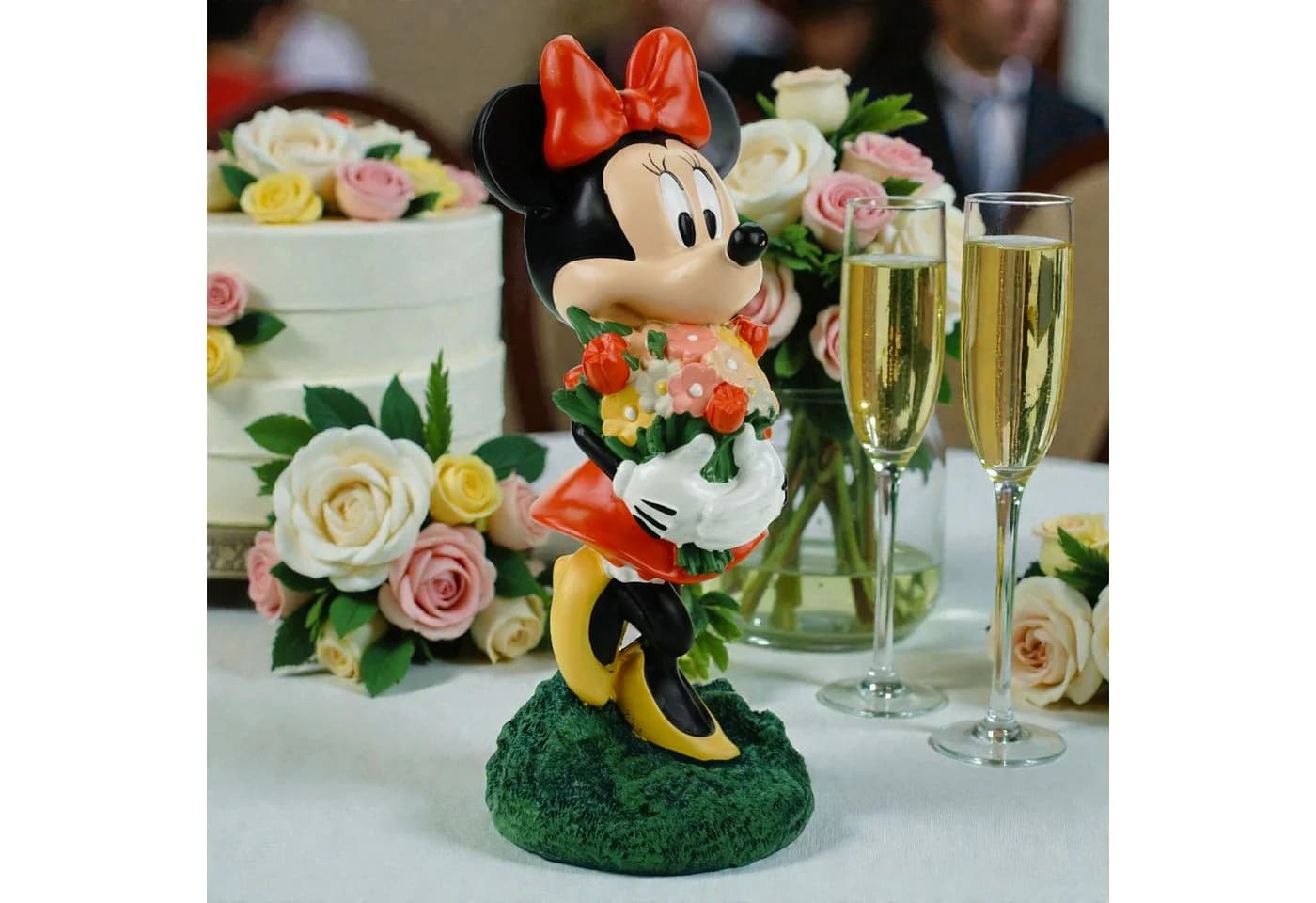 Disney Minnie Mouse Gartenfigur mit Blumen 20,4 cm - Bild 3