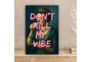 OneMillionCanvasses® Leinwandbild Frau mit Krone Rosa Bild 1