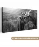 OneMillionCanvasses Leinwandbild Panorama Schottischer Highlander Schwarz-Weiß Bild 2