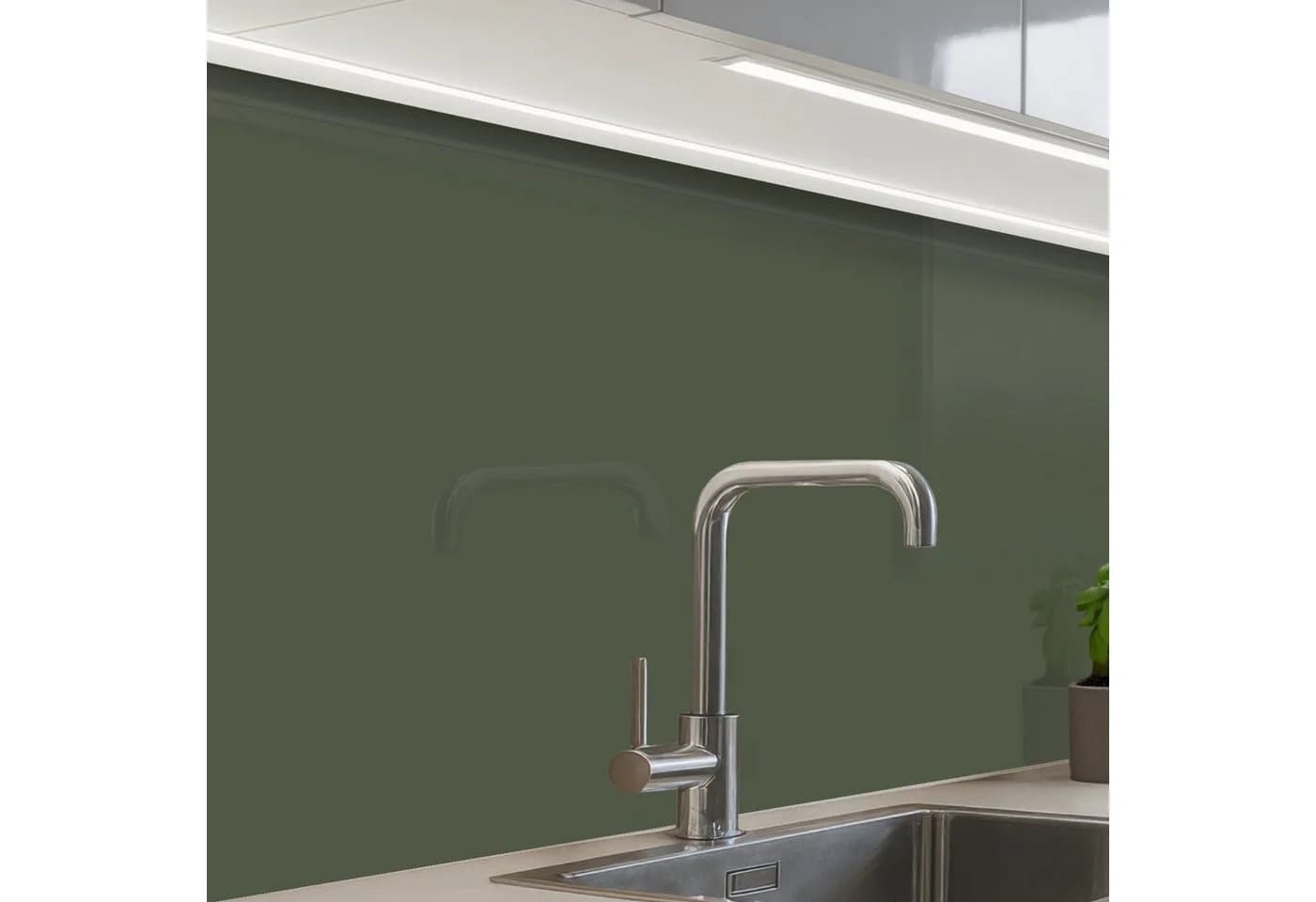 KitchenYeah Selbstklebende Küchenrückwand Olivgrün Glasoptik Spritzschutz - Bild 2