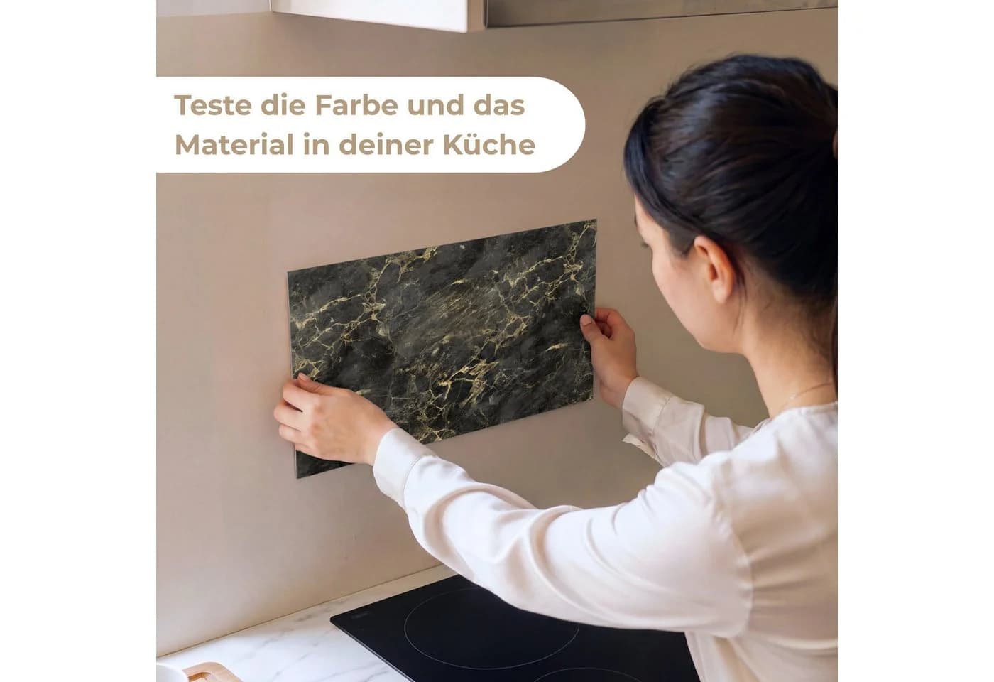 KitchenYeah Küchenrückwand Selbstklebend Schwarz Gold Marmor Glasoptik