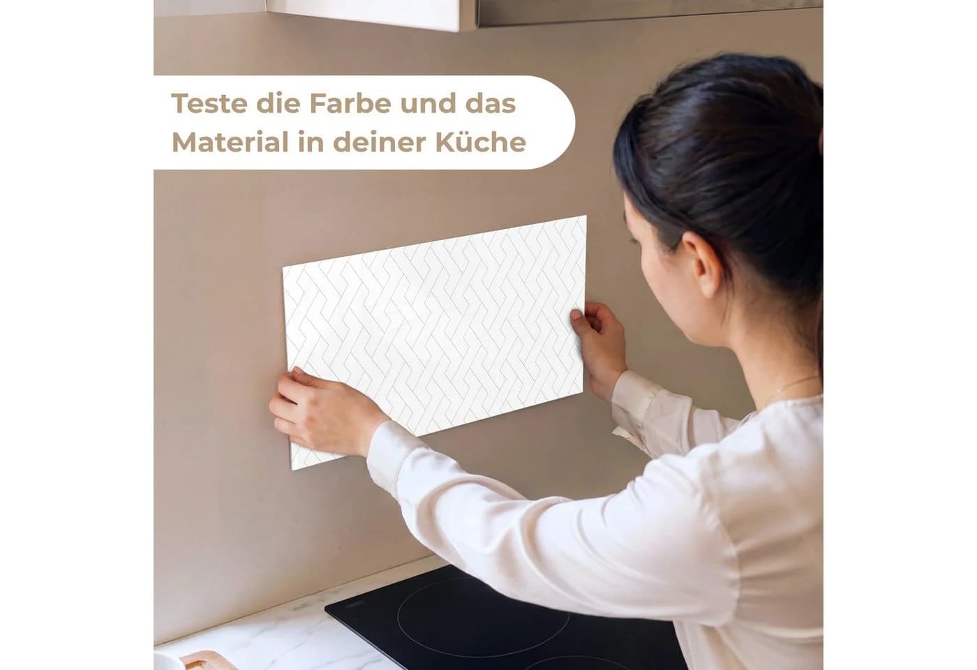 KitchenYeah Küchenrückwand Selbstklebend Weiß/Grau Modernes Muster
