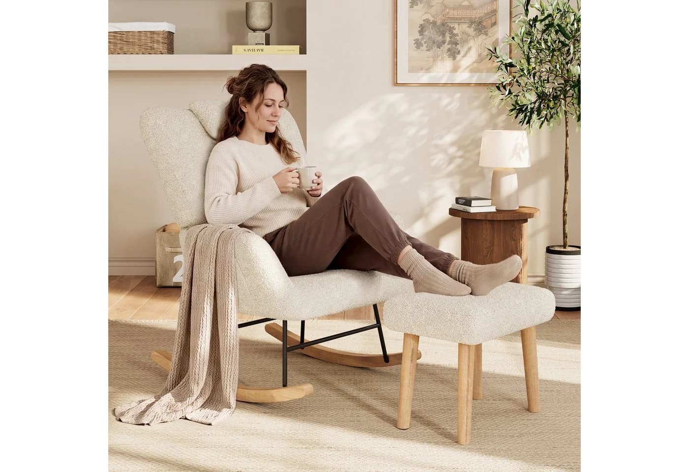 Simurq Schaukelstuhl mit Hocker Beige Teddy-Stoff gepolstert - Bild 3
