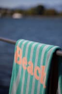 DAVID FUSSENEGGER Strandtuch Frottee 'Beach Party' Grün Bild 5