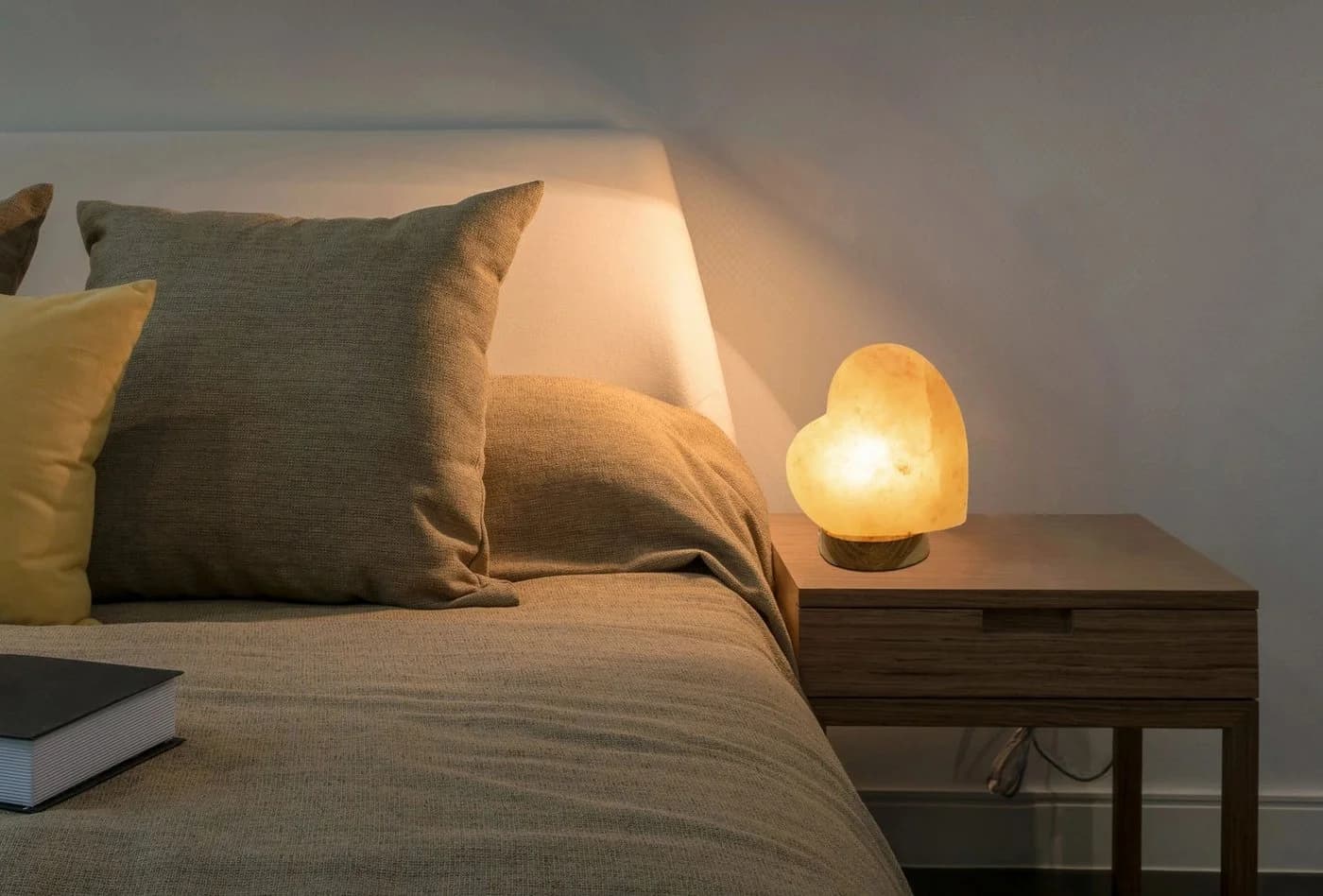 GLOBO LIGHTING Tischlampe STONE Salzkristall Herzform Beige/Braun