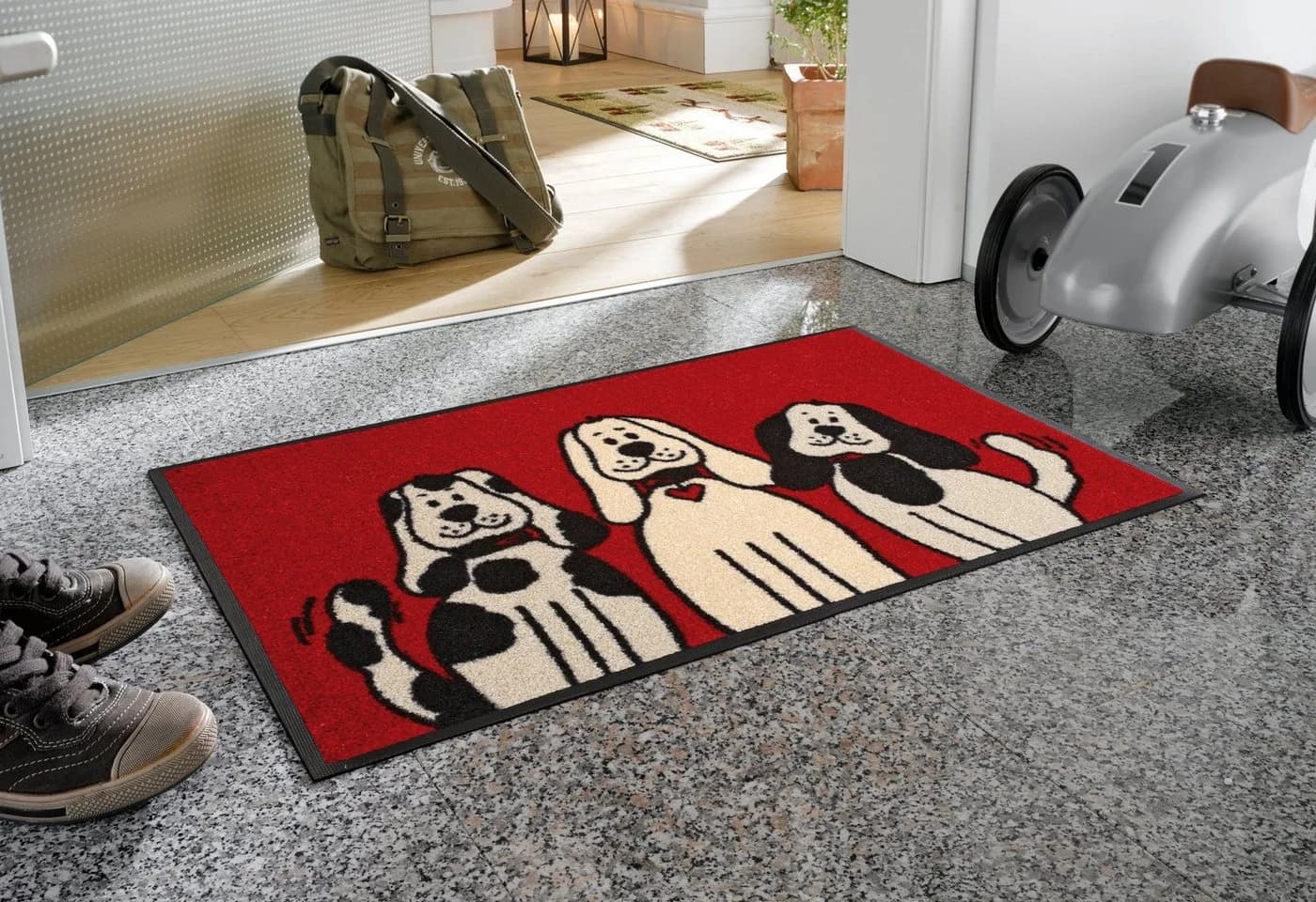 wash+dry by Kleen-Tex Fußmatte Three Dogs Rot/Beige Motiv Hunde