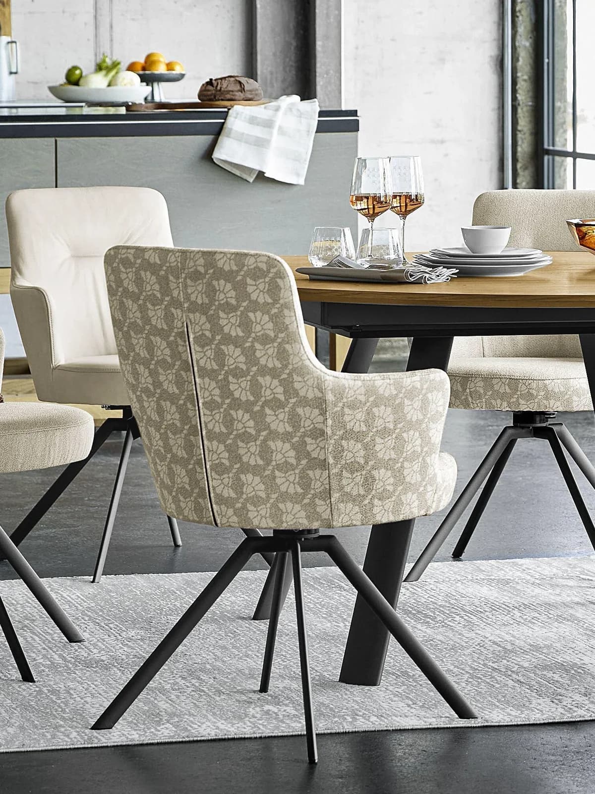 JOOP! Armlehnstuhl STUDIO DINING Braun Stoff Metall