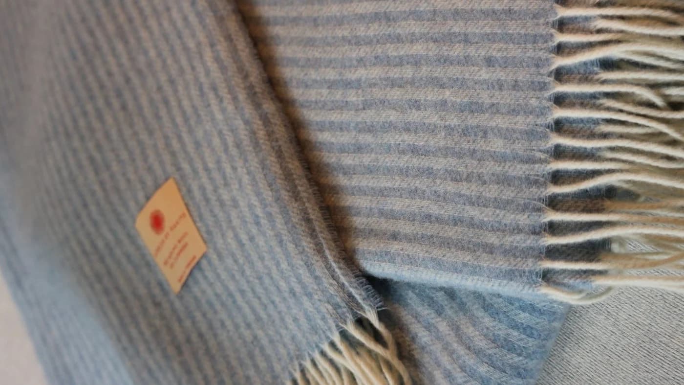 Interior by Hakito Tagesdecke Kaschmir & Merino Wolle extra fein