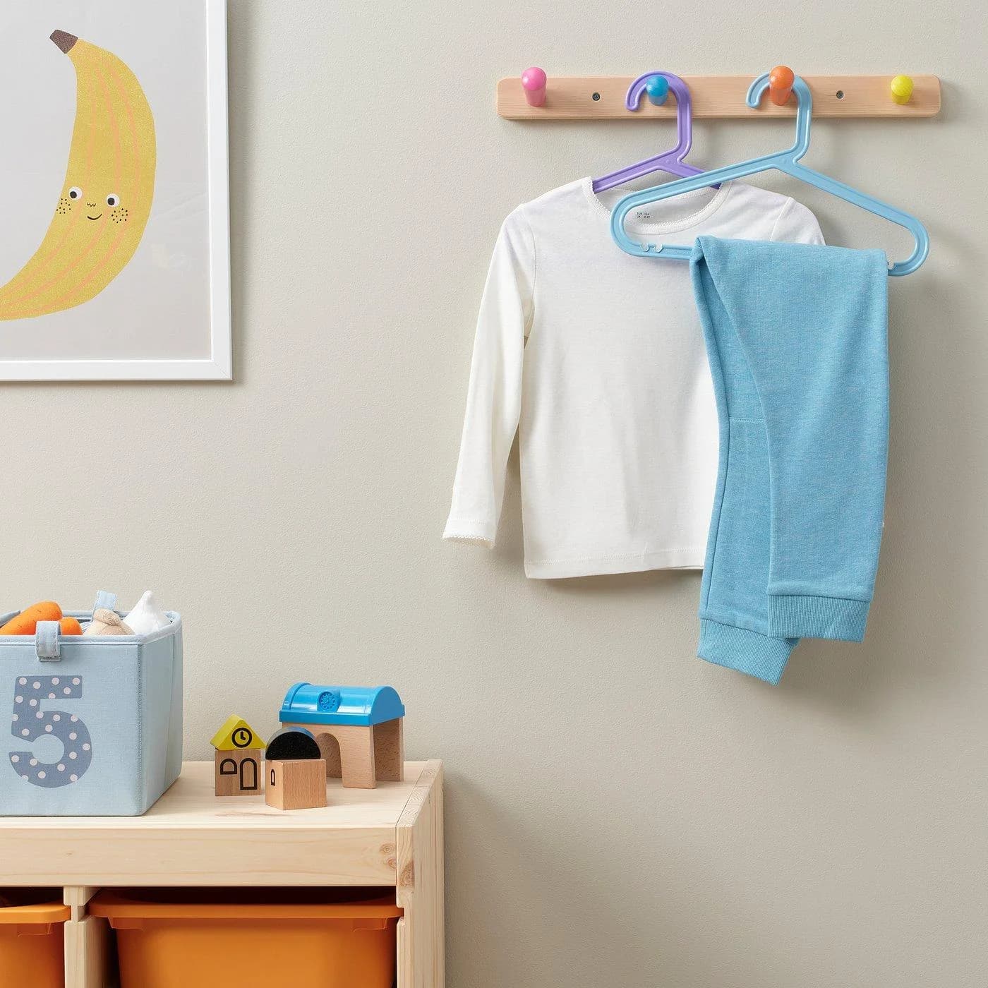IKEA BAGIS Kinderkleiderbügel Bunt Kunststoff