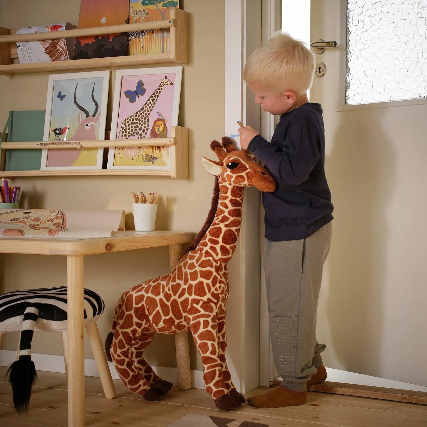IKEA SANDLÖPARE Stoffspielzeug Giraffe Braun