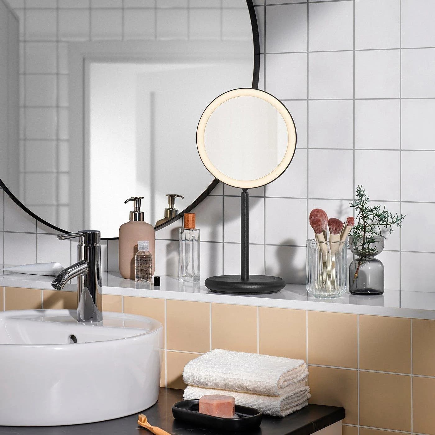 IKEA EKFÄNN Tischspiegel mit dimmbarer Beleuchtung Schwarz