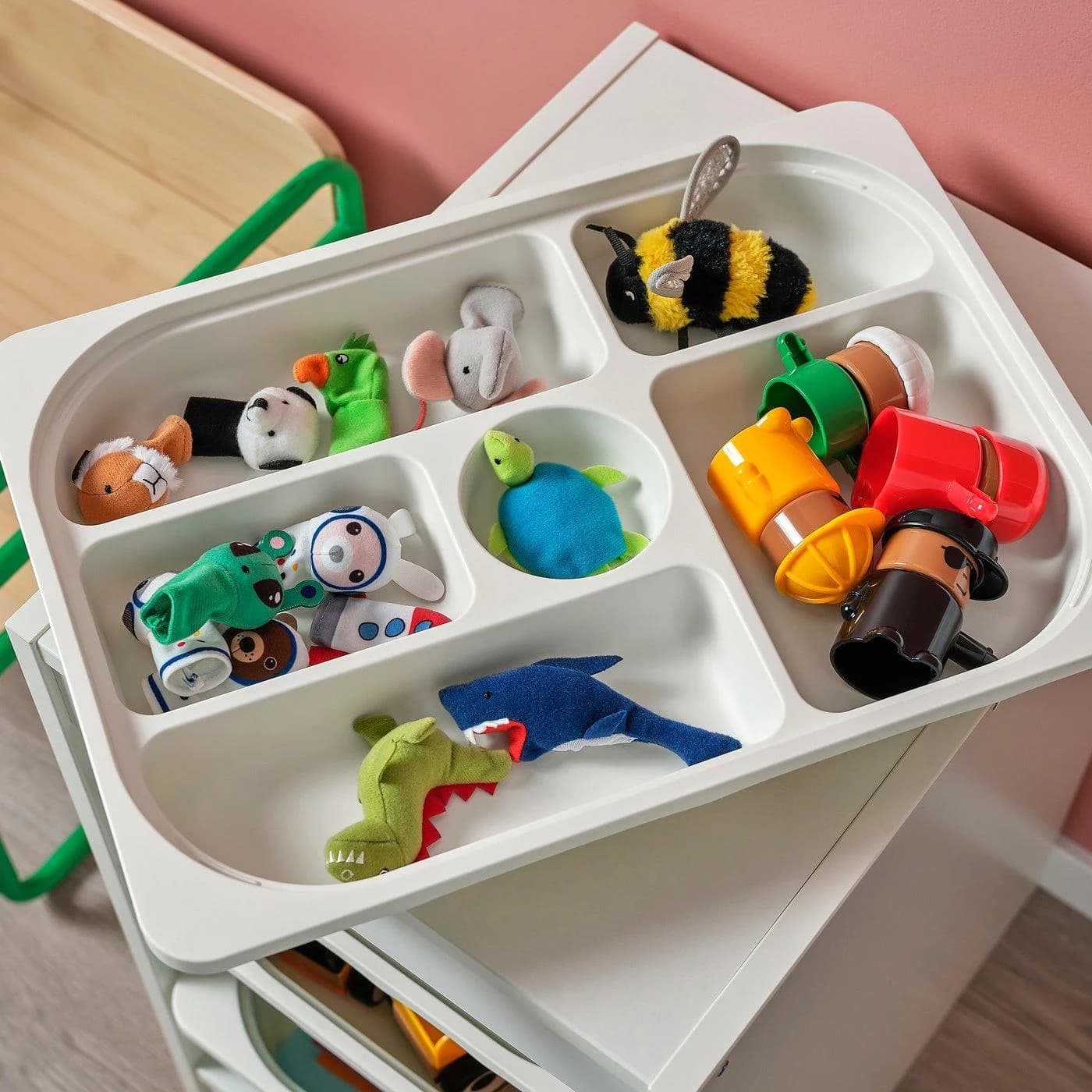 IKEA TROFAST Aufbewahrungskasten mit Fächern Weiß