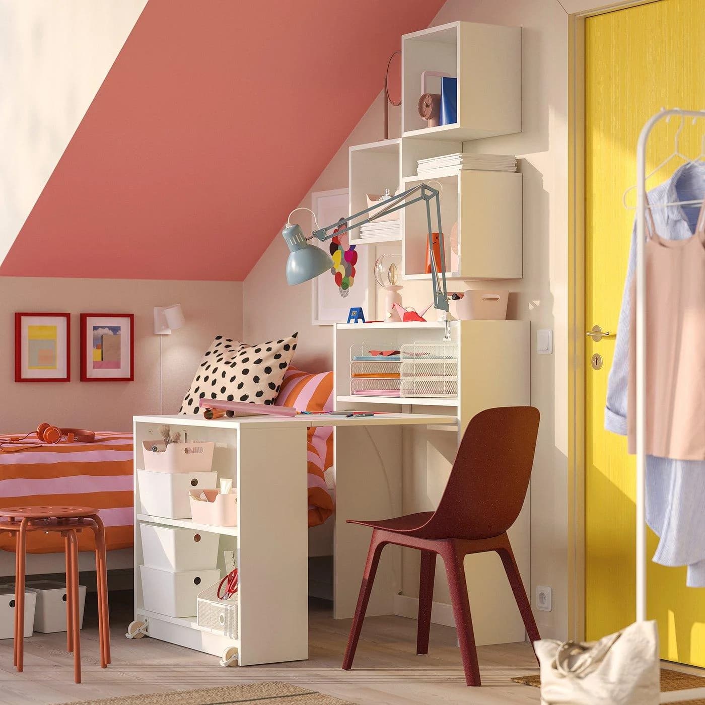 IKEA BILLY / EKET Bücherregalkombination mit Klapptisch Weiß