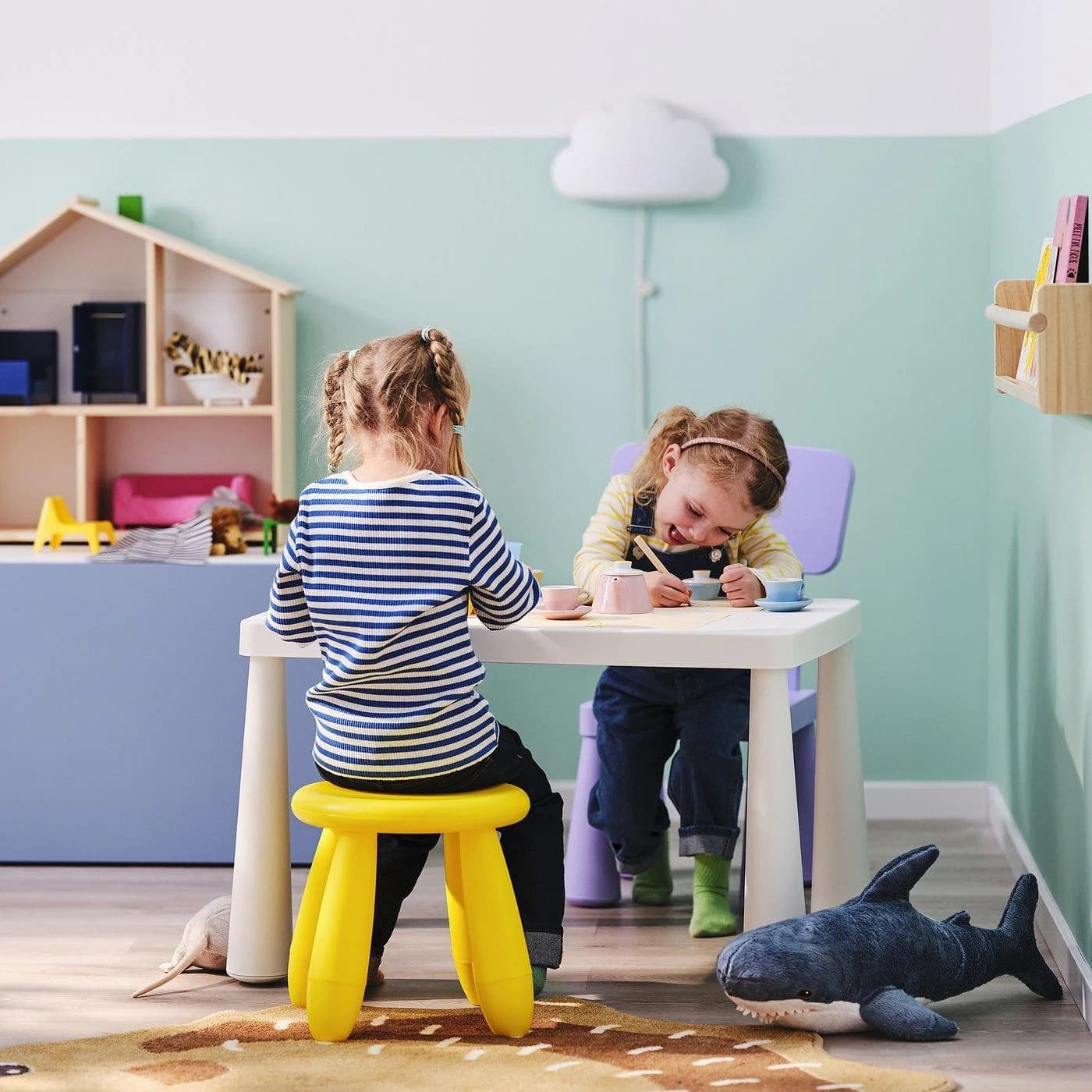 IKEA MAMMUT Kinderhocker Gelb
