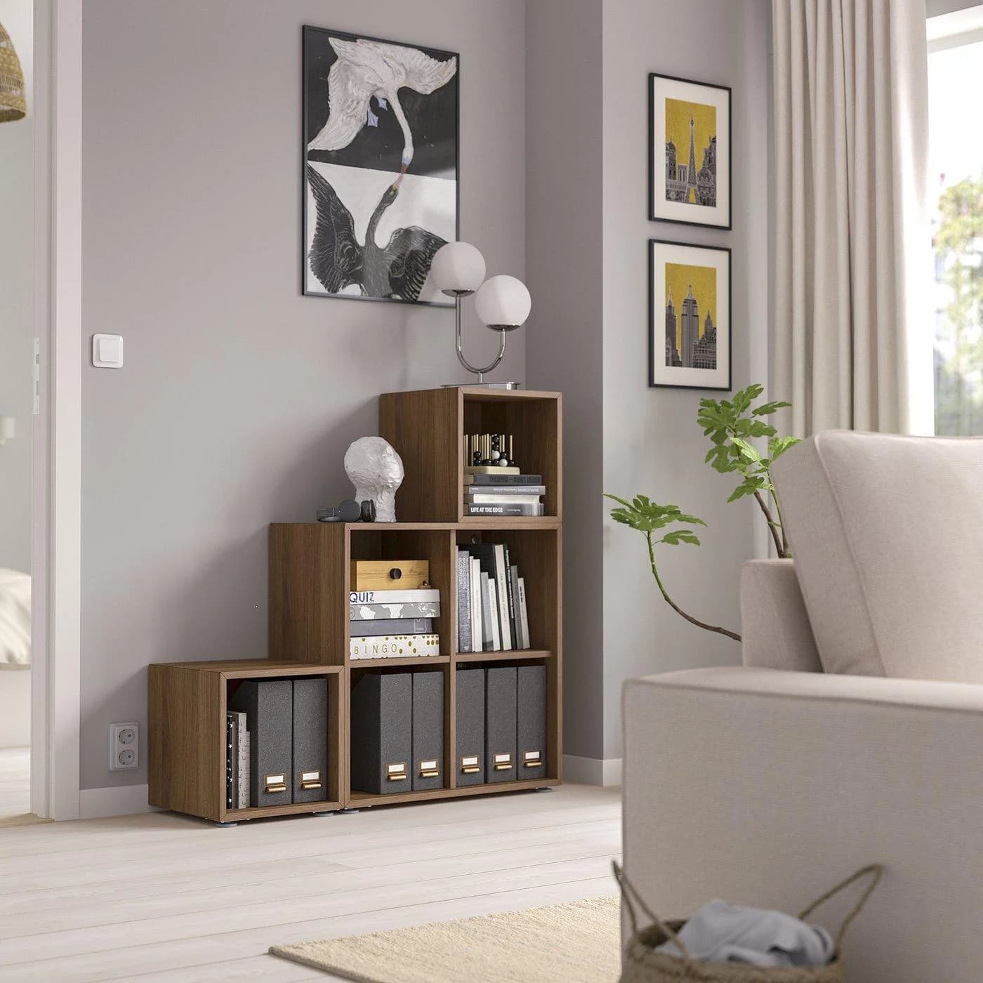 IKEA EKET Schrankkombination mit Füßen Nussbaumnachbildung