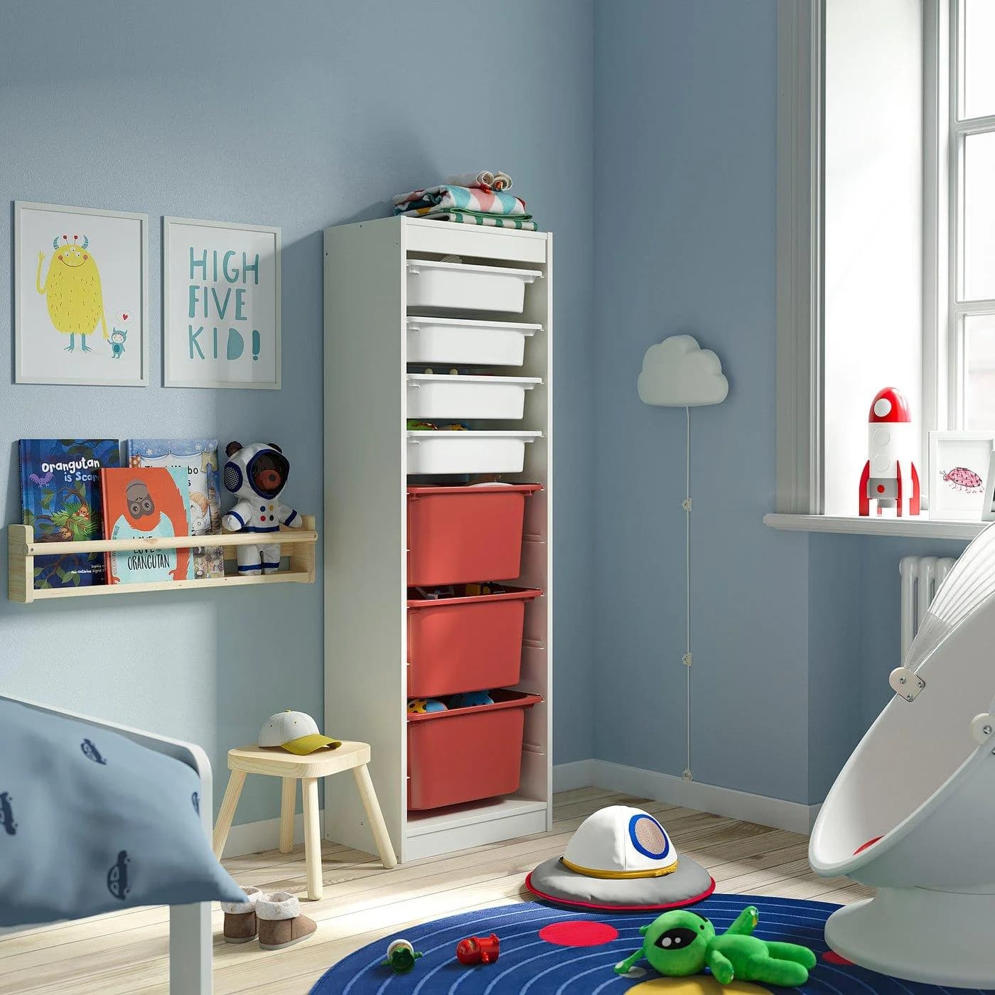 IKEA TROFAST Aufbewahrung mit Boxen Weiß/Rot