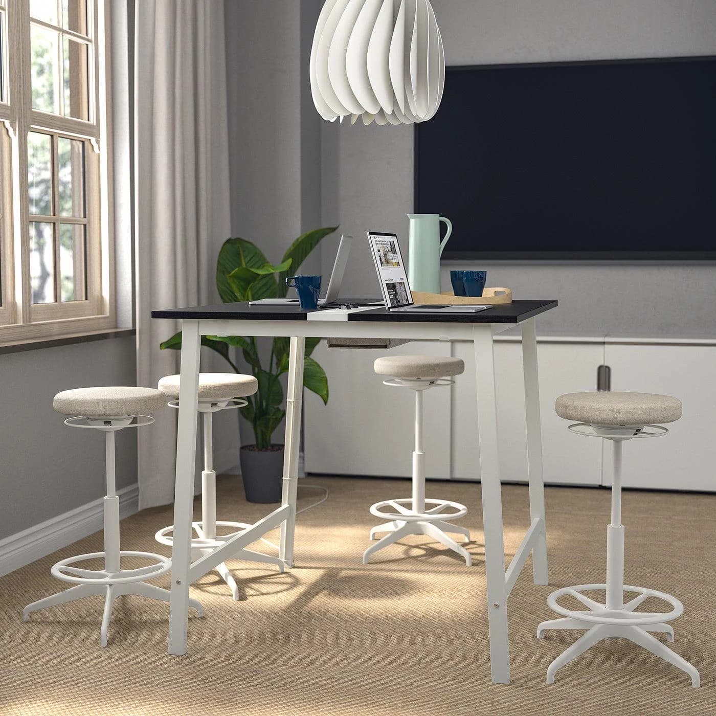 IKEA MITTZON Konferenztisch Schwarz/Weiß mit Kabelmanagement