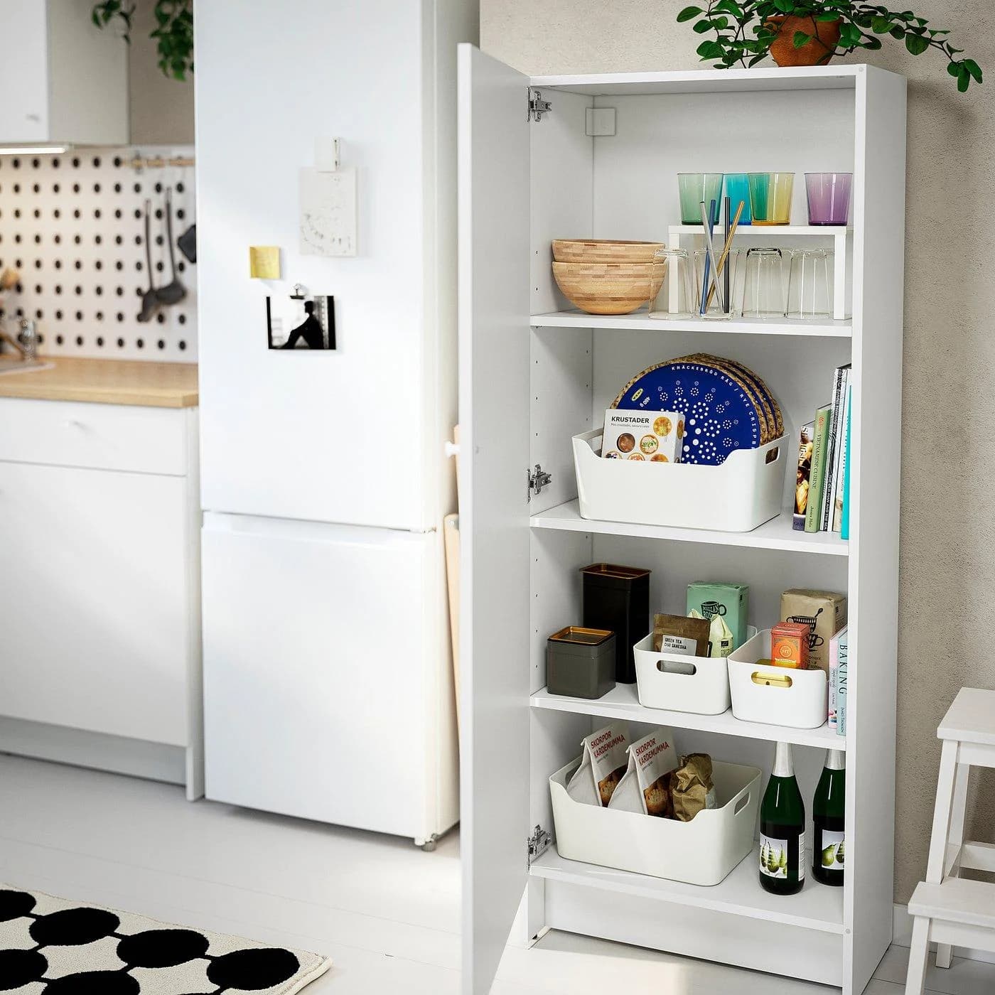 IKEA KNOXHULT Hochschrank mit Tür Weiß