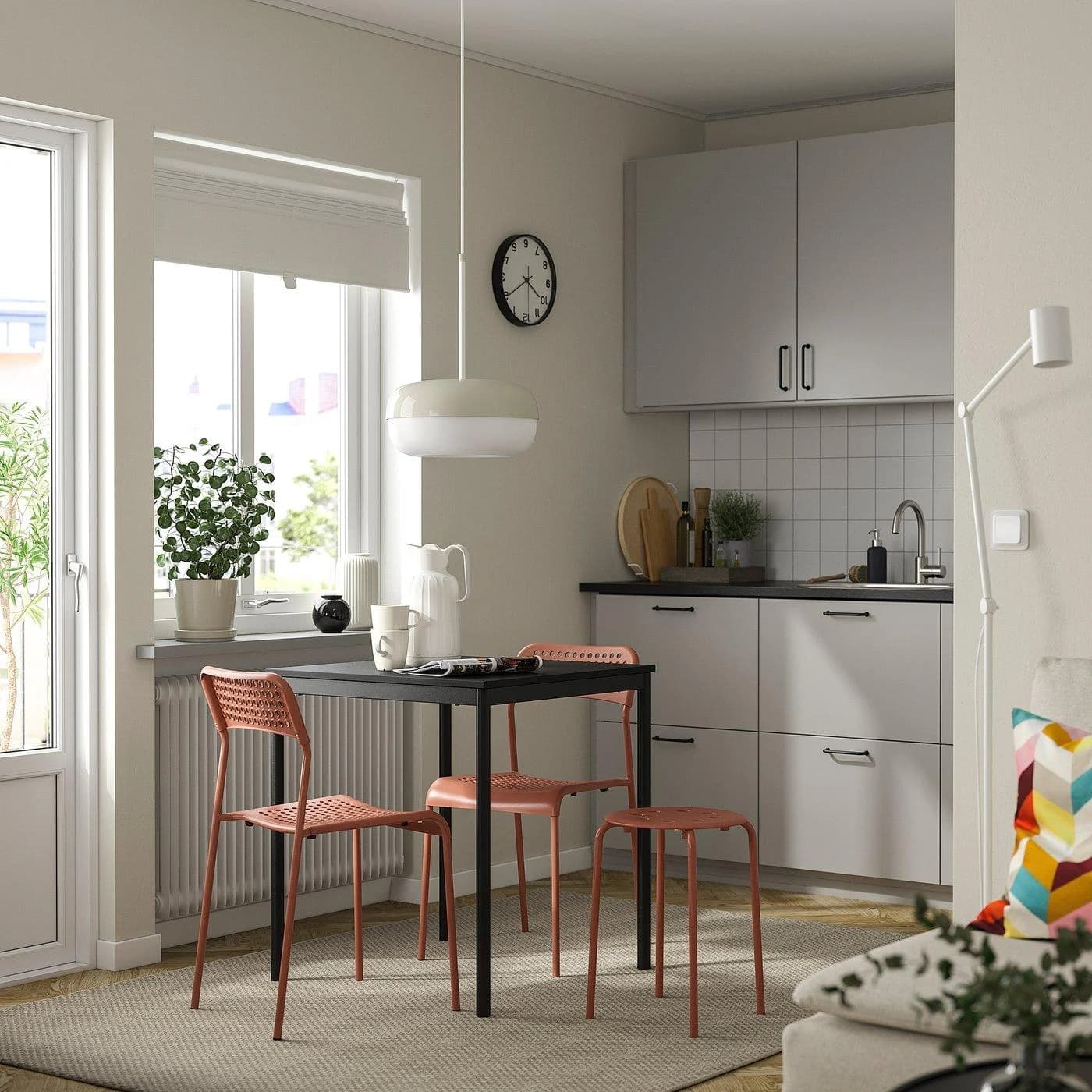 IKEA MARIUS Hocker Dunkelrot Stapelbar