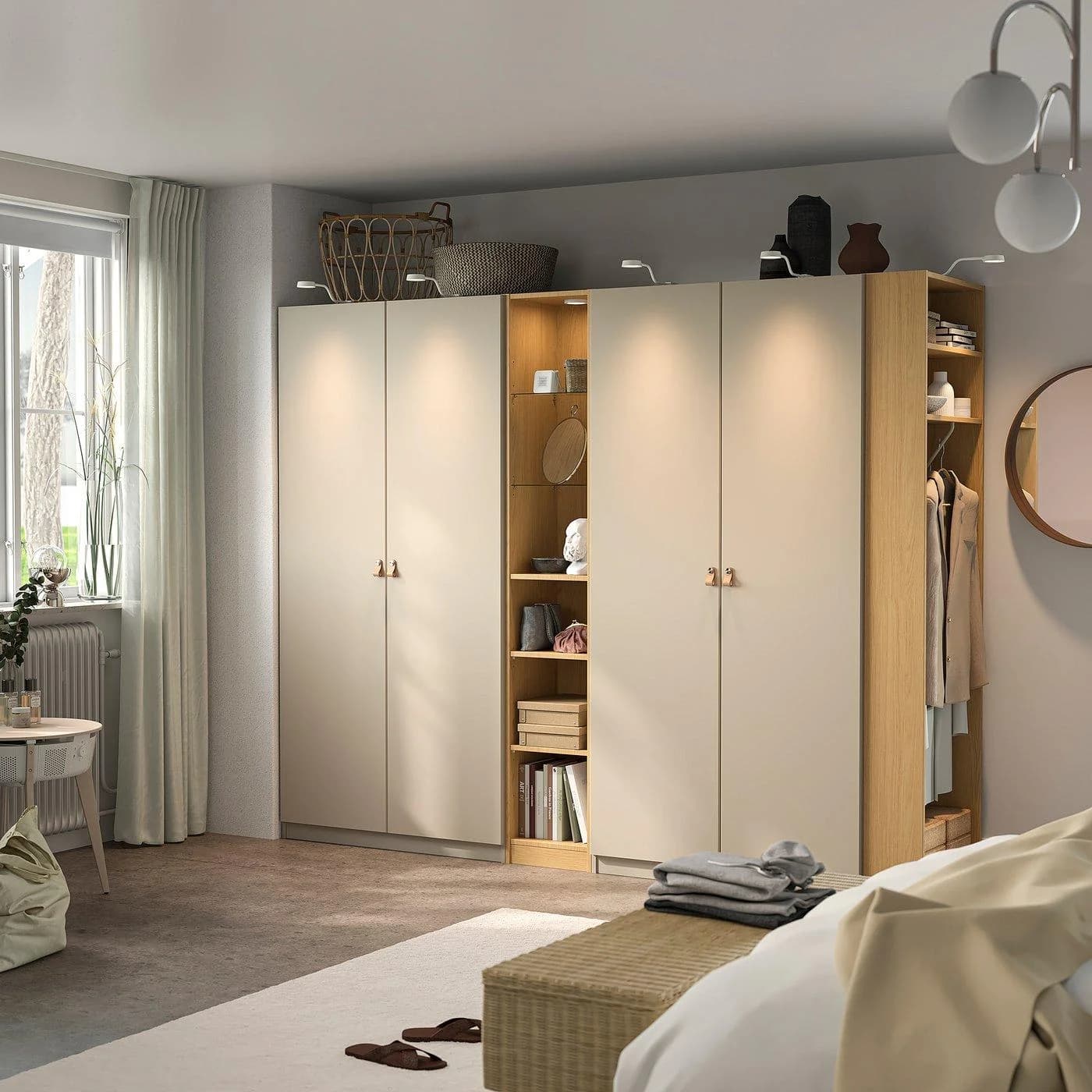 IKEA PAX / REINSVOLL Schrankkombination Grau-Beige Eichenachbildung
