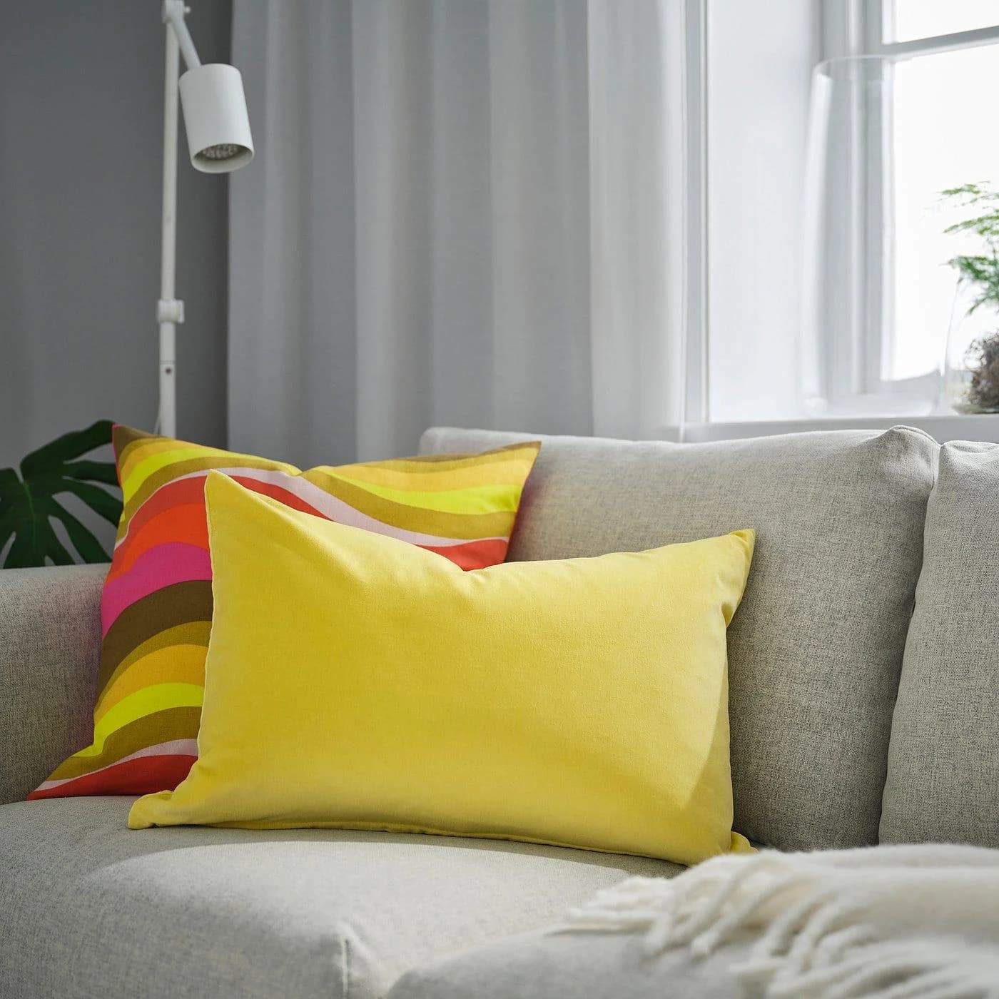 IKEA SANELA Kissenbezug Hellgelb Baumwollsamt