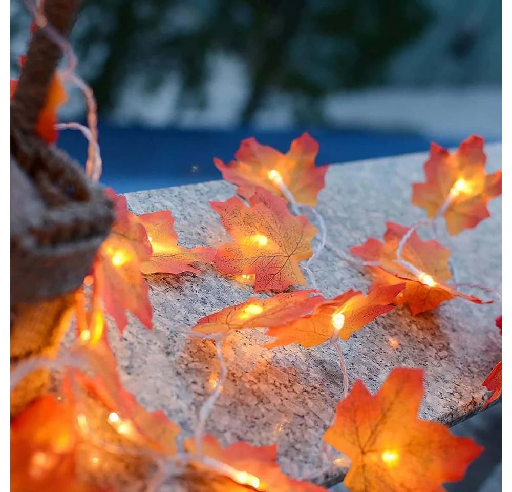 Lapamax LED-Lichterkette Herbst mit Ahornblättern und Kürbissen