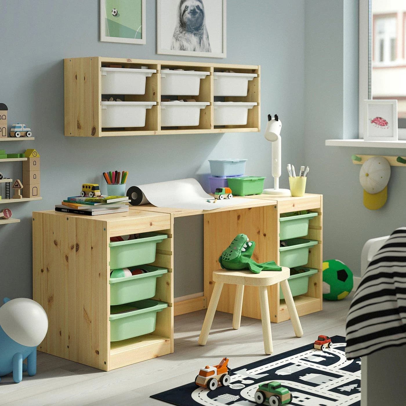 IKEA TROFAST Schreibtisch mit Boxen Hellgrün/Weiß Kiefernholz