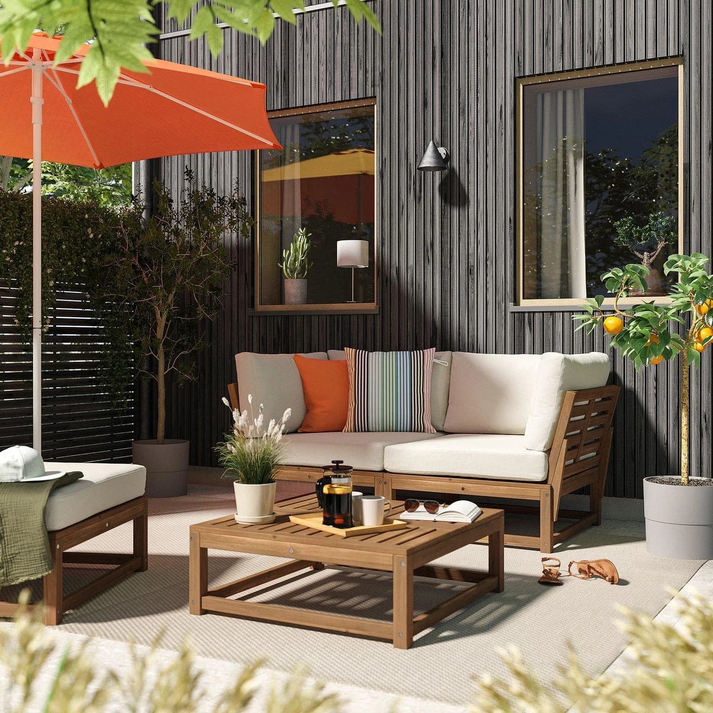 IKEA NÄMMARÖ 2er-Sofa mit Armlehnen hellbraun lasiert Beige/Dunkelblau