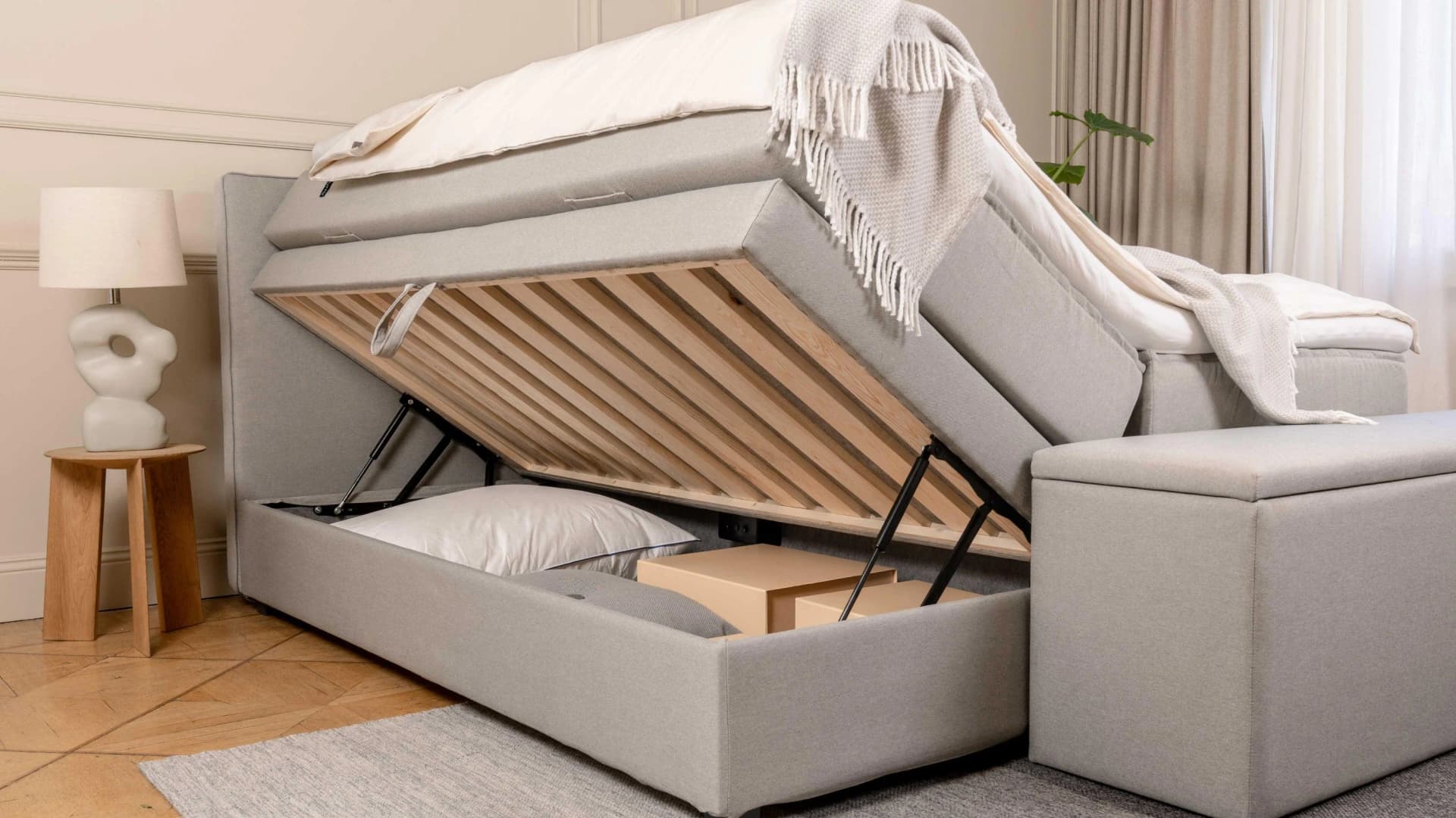 BRUNO Boxspringbett Premium mit Bettkasten Hellgrau