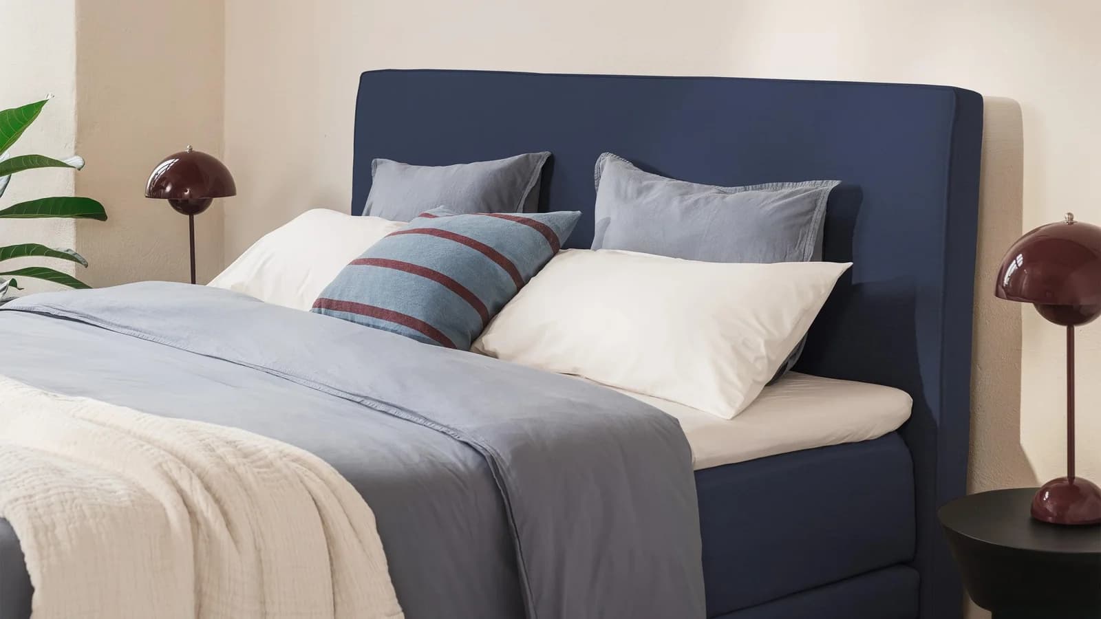 BRUNO Boxspringbett Premium Blau Massivholz German Design Award