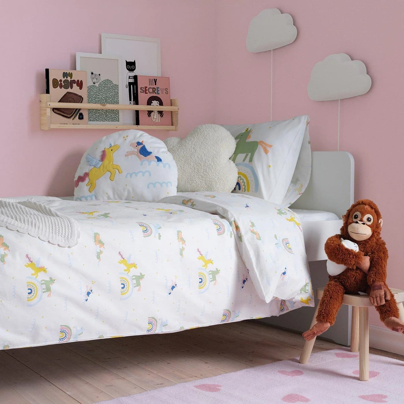 IKEA BARNDRÖM Kissen Weiß Einhorn Regenbogen