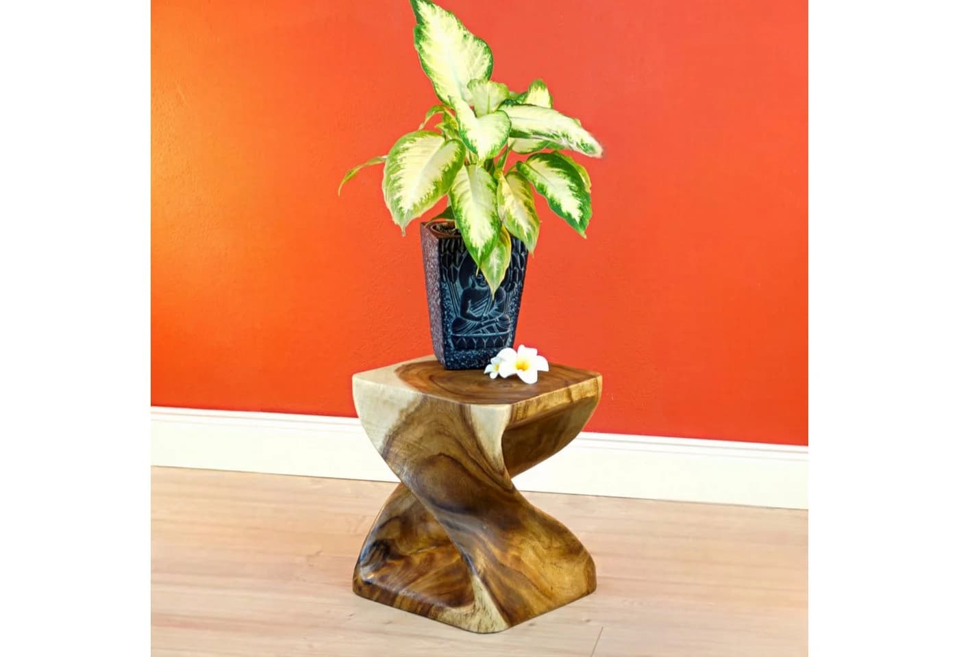 Kinaree Beistelltisch TWIST Suar Holz Massivholz Braun - Bild 2