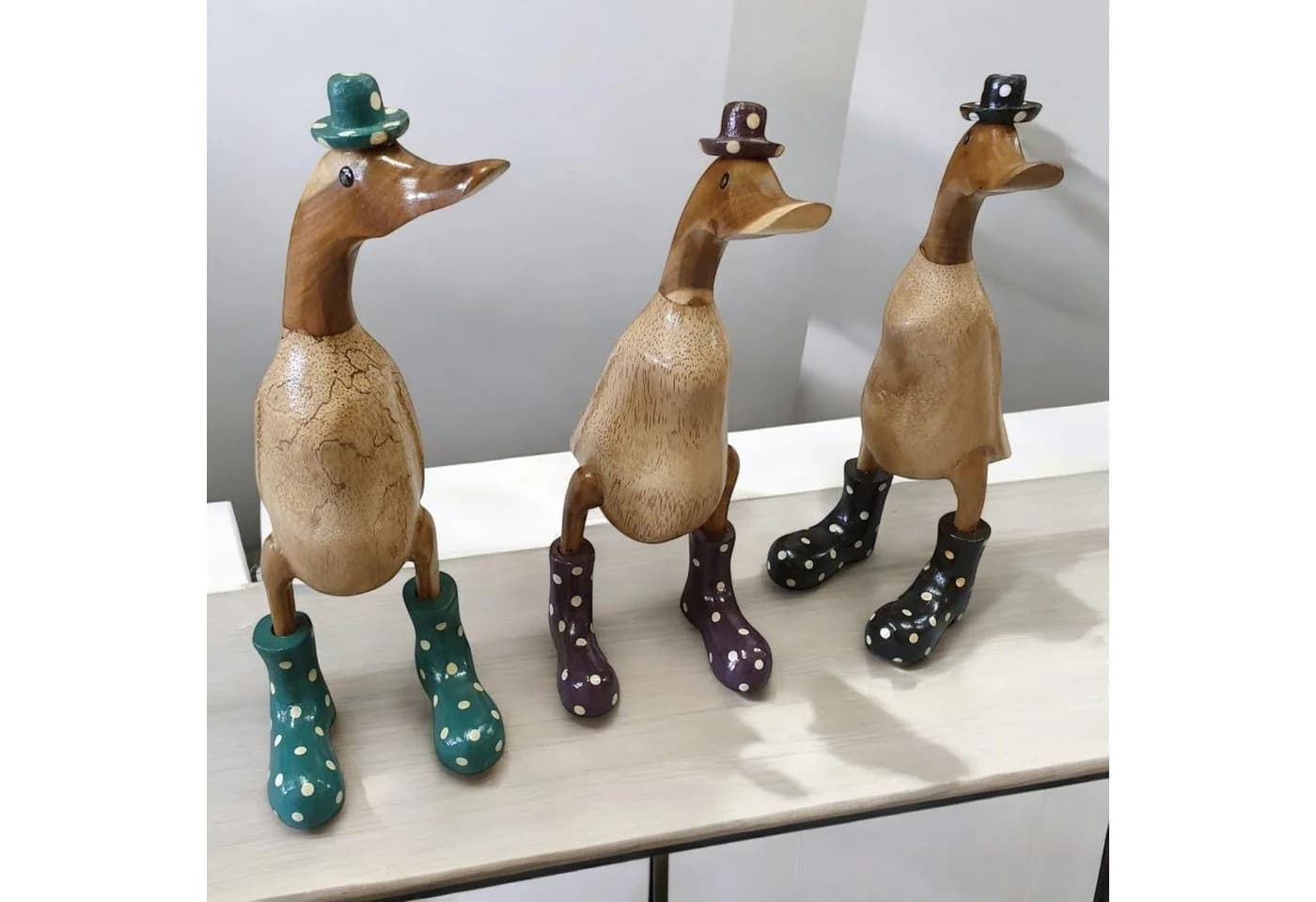 Kinaree Dekofigur Holz Ente mit Gummistiefel und Hut - Bild 2