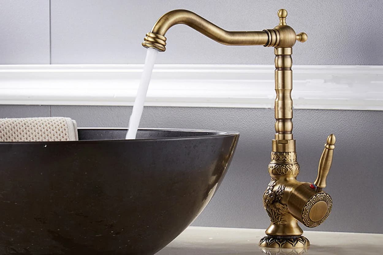 Kinaree Badarmatur Retro Wasserhahn Messing Asiatisch