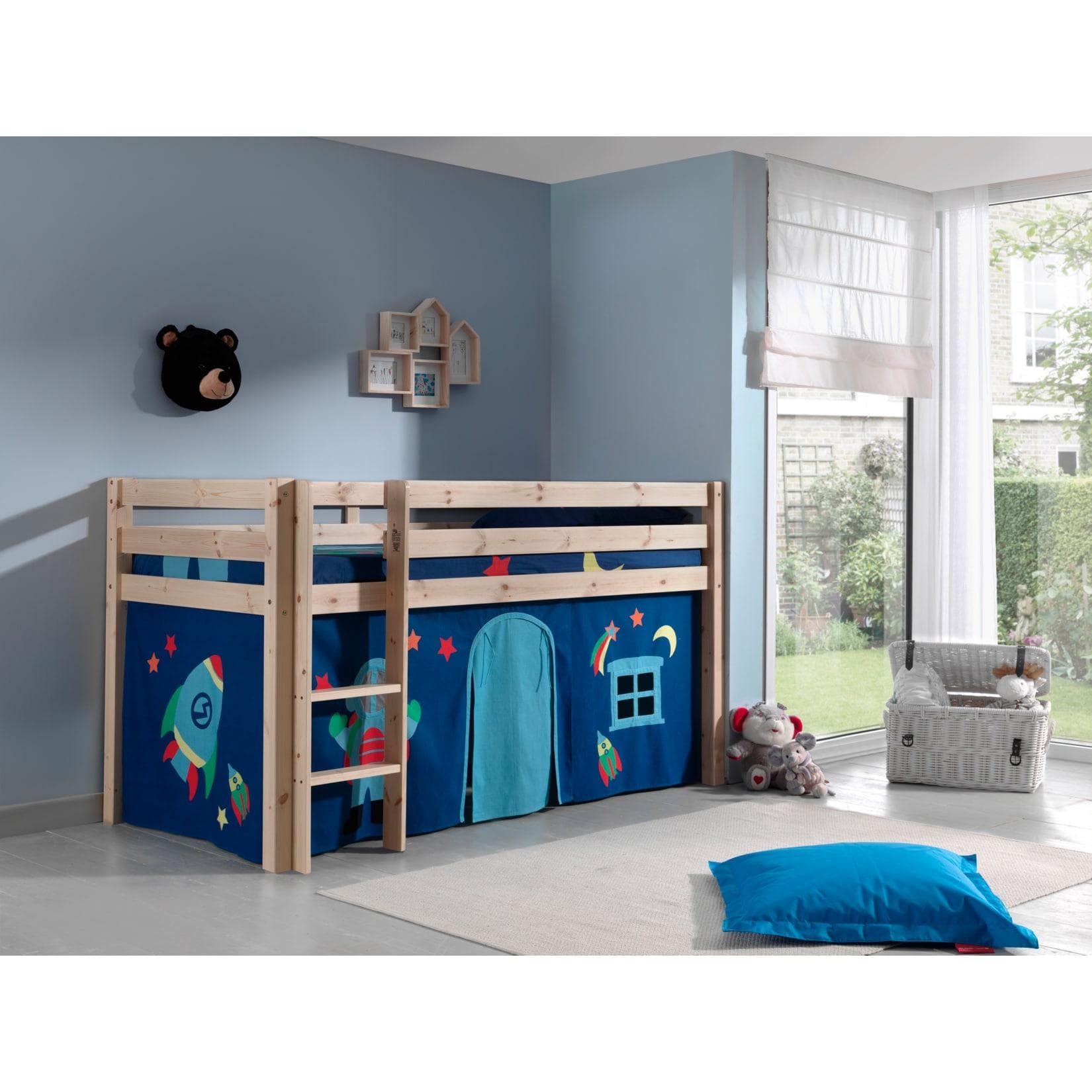 VIPACK Hochbett Pino Spielbett Kiefer massiv mit Vorhang Astronaut