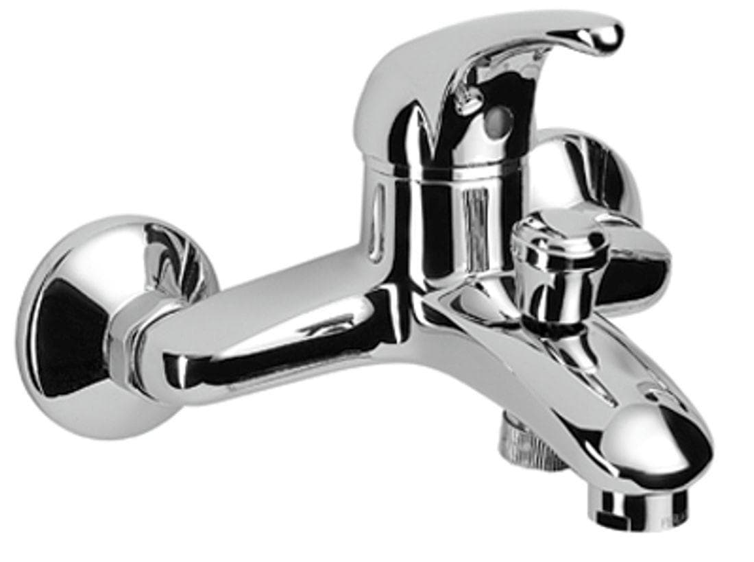 Wannenarmatur aus Chrom und Keramik