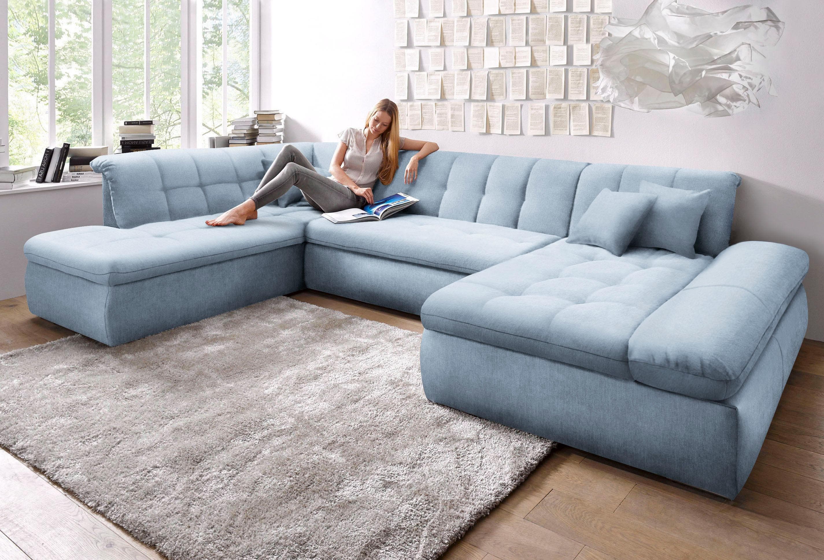 XXL Wohnlandschaft mit Bettfunktion und verstellbaren Armlehnen