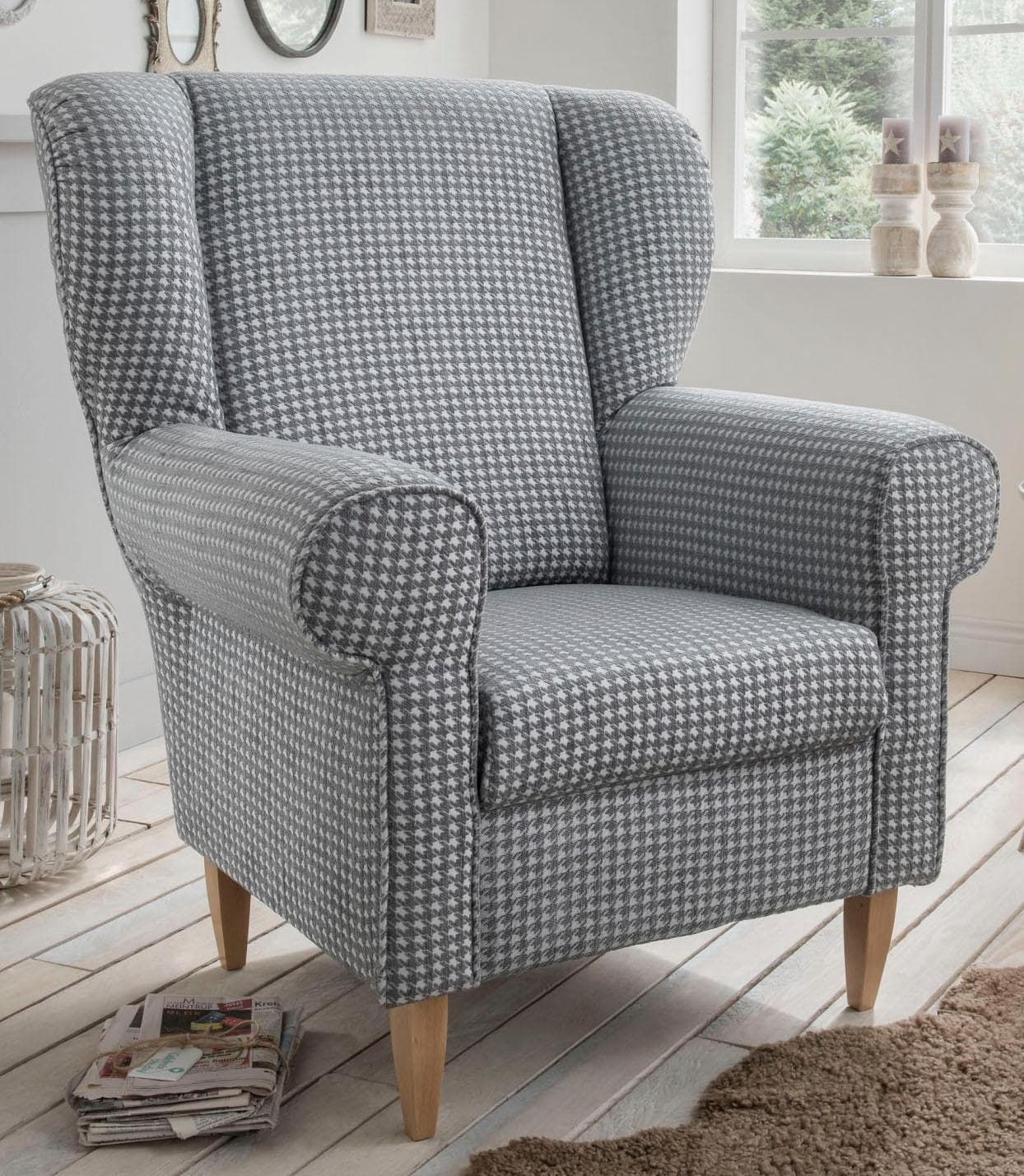 Hahnentritt-Sessel mit optionalem Hocker