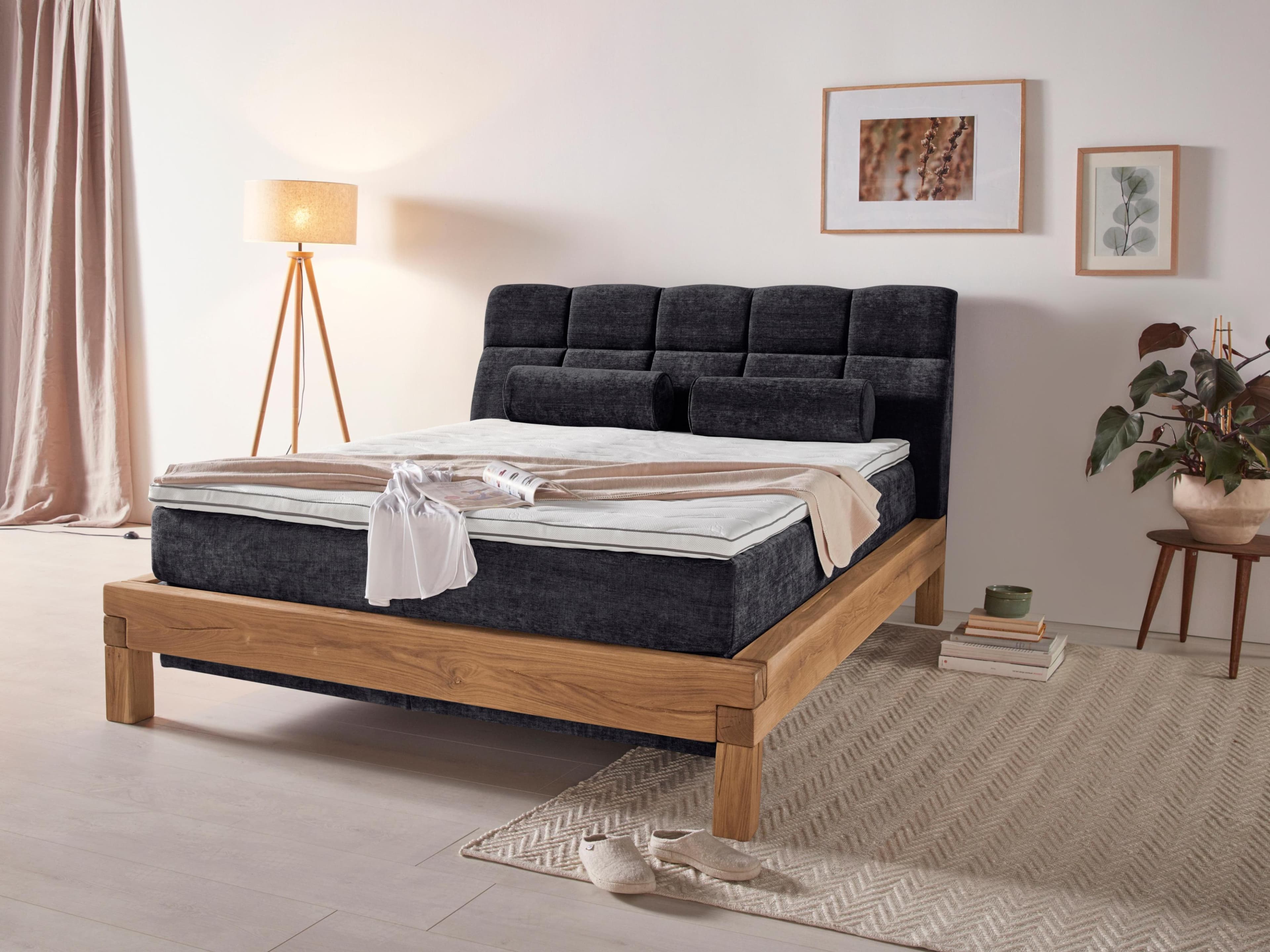 HOME AFFAIRE Villads Boxspringbett Schwarz mit Eiche-Unterbau