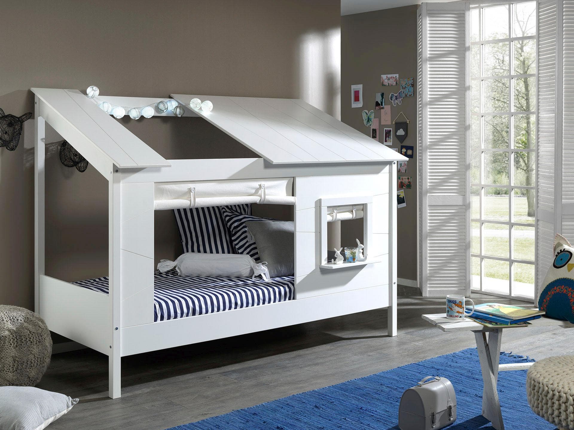 Vipack Hausbett mit Vorhang-Set Baumhaus-Optik Weiß
